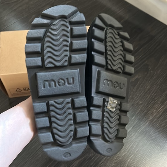 MOU Eva logo slides - Picture 3 of 5